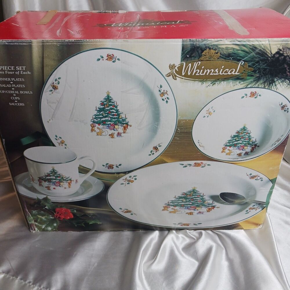 VINTAGE WHIMSICAL CHRISTMAS BY SALEM DINNER SET FOR 4 (20 PIECES TOTAL)